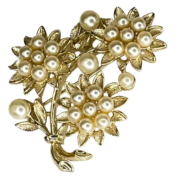 VTG Lisner Gold Flower Faux Pearl BROOCH 2.5" Pin Pendant Sunflowers Cluster - Picture 7 of 7